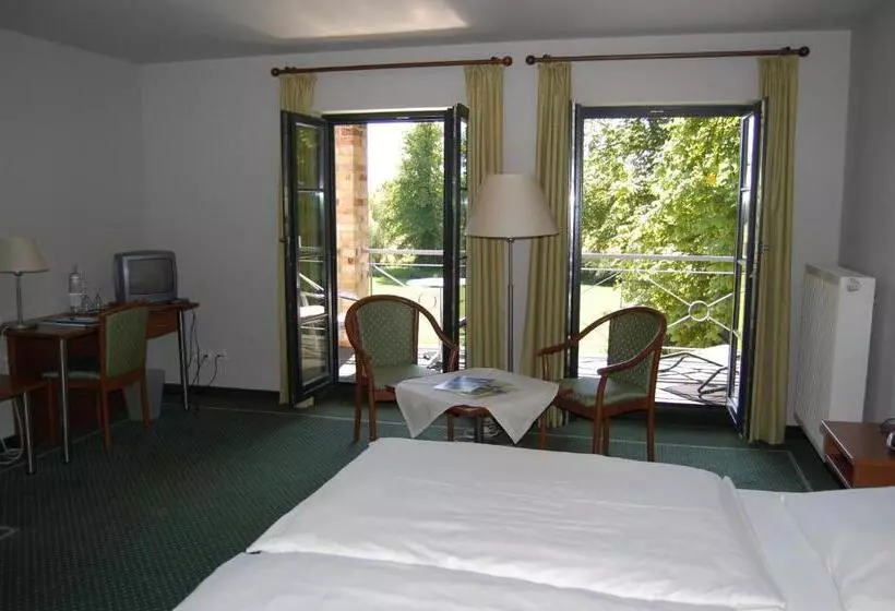 Gutshaus Redewisch Hotel & Restaurant