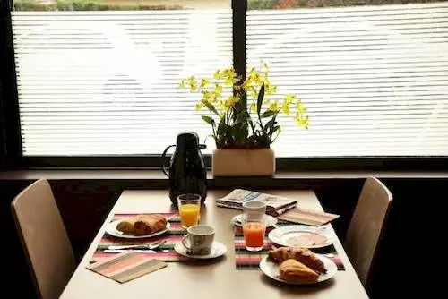 ホテル Buc Lounge Hôtel