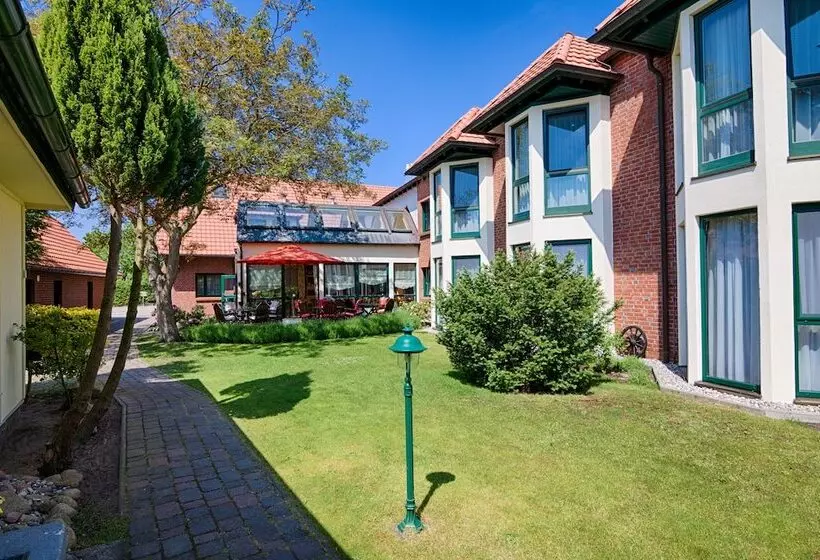 Отель Garni Nussbaumhof