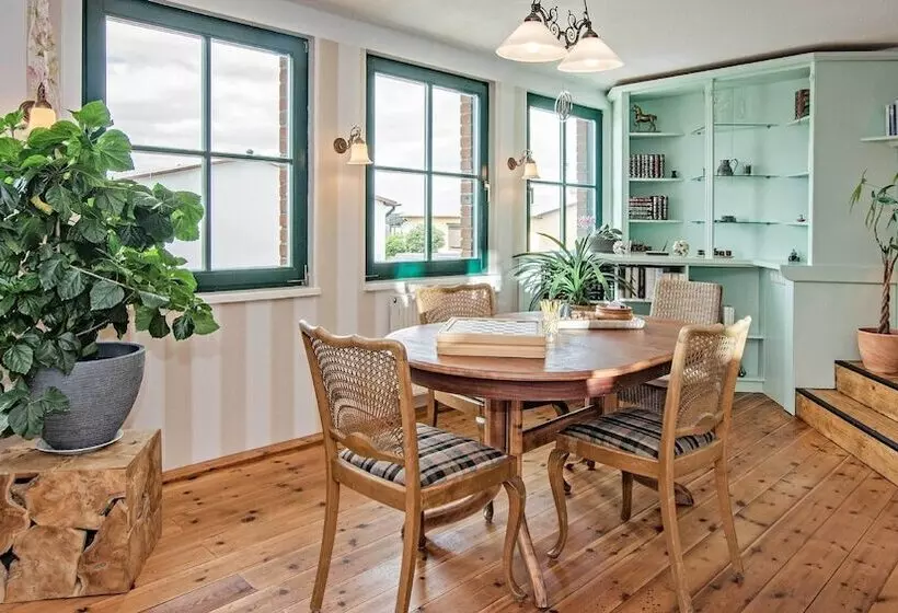 Отель Garni Nussbaumhof