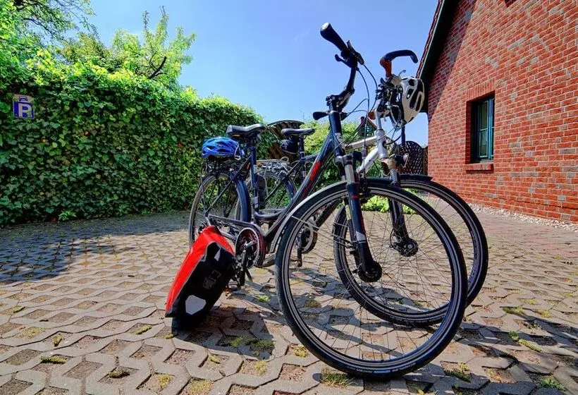 Отель Garni Nussbaumhof