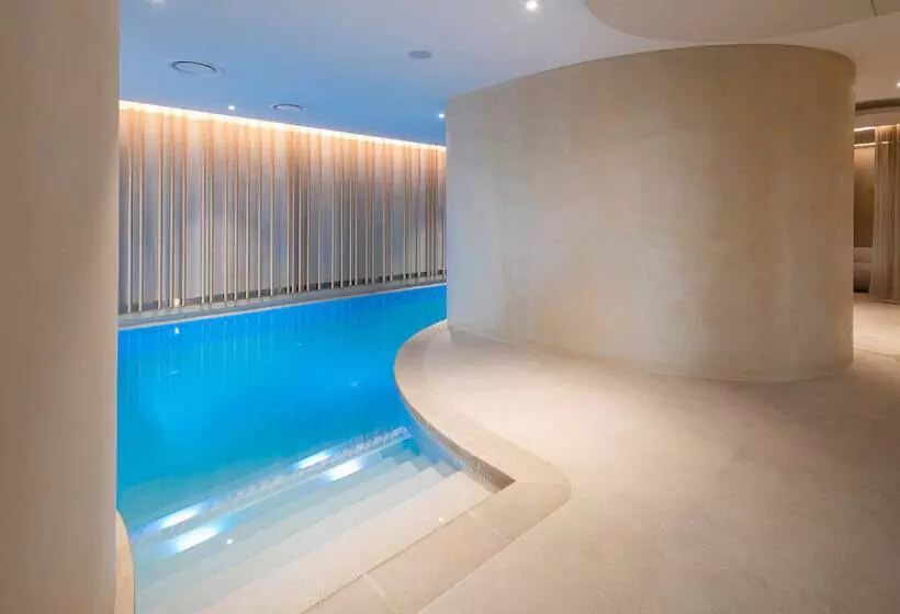 בית מלון כפרי Horizon Resort Massane & Spa