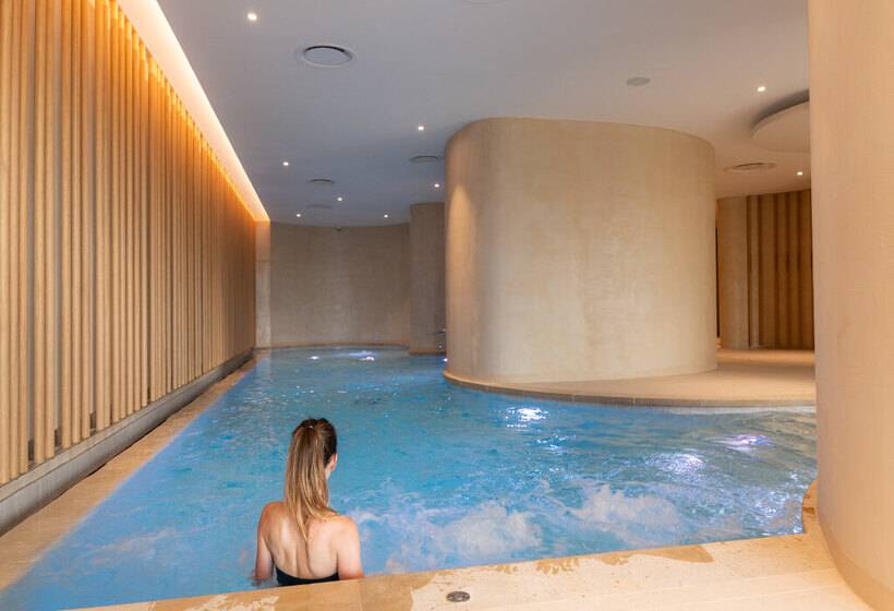 בית מלון כפרי Horizon Resort Massane & Spa