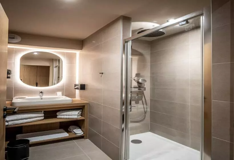 בית מלון כפרי Horizon Resort Massane & Spa