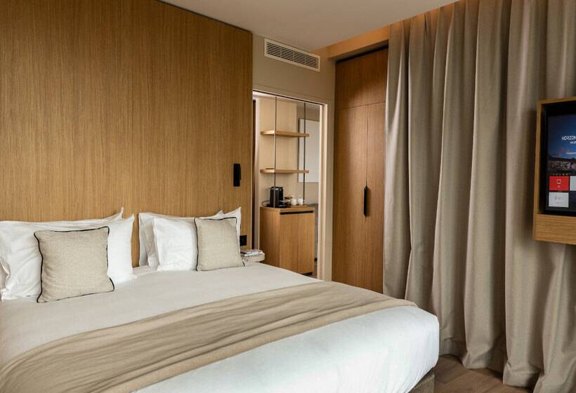 בית מלון כפרי Horizon Resort Massane & Spa