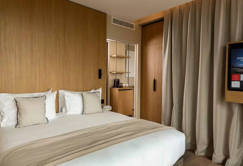 בית מלון כפרי Horizon Resort Massane & Spa