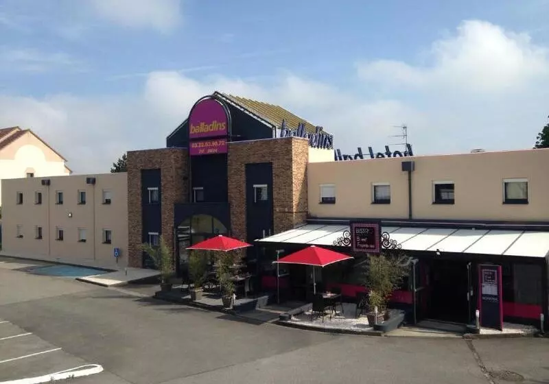 Отель Initial By Balladins Amiens / Longueau