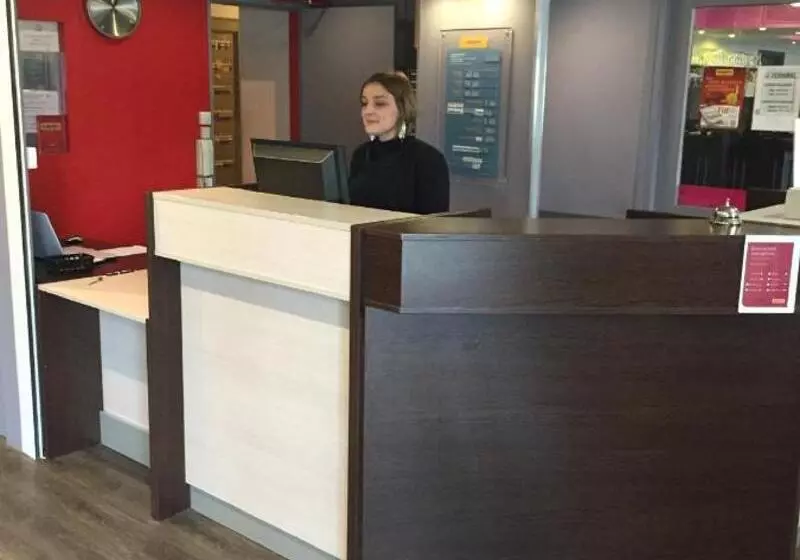 Отель Initial By Balladins Amiens / Longueau