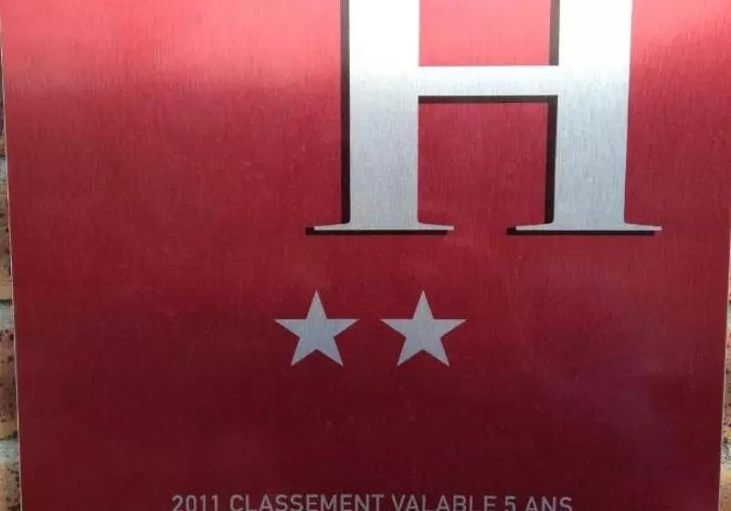 Отель Initial By Balladins Amiens / Longueau