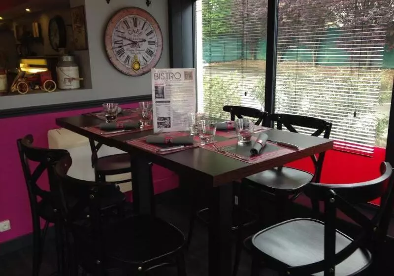 Отель Initial By Balladins Amiens / Longueau