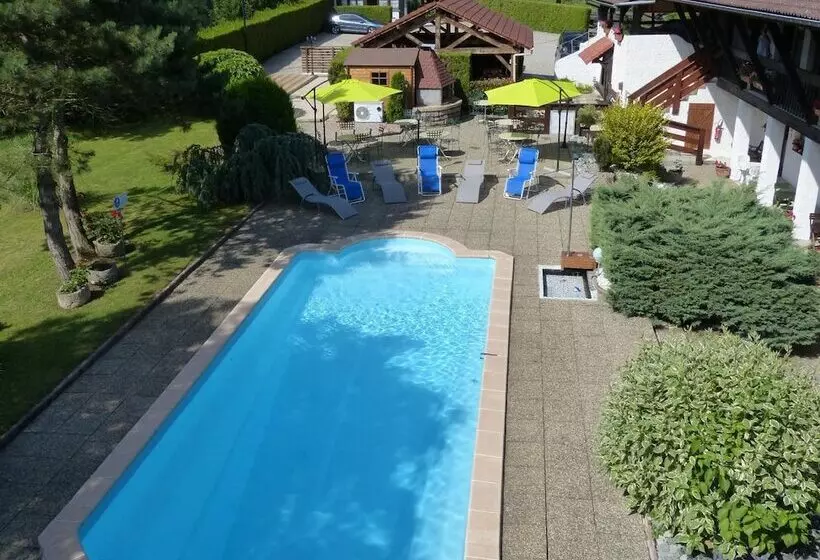 Отель La Vieille Ferme