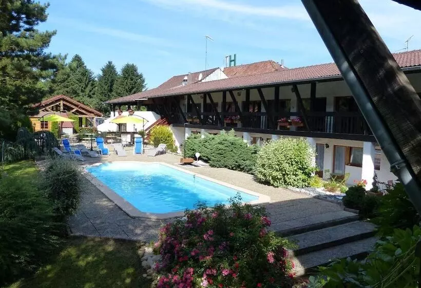 Отель La Vieille Ferme