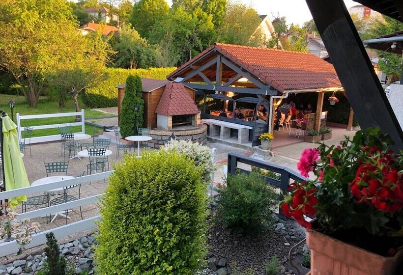 هتل La Vieille Ferme