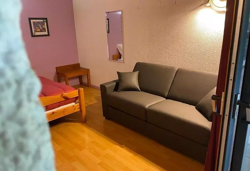 Отель La Vieille Ferme