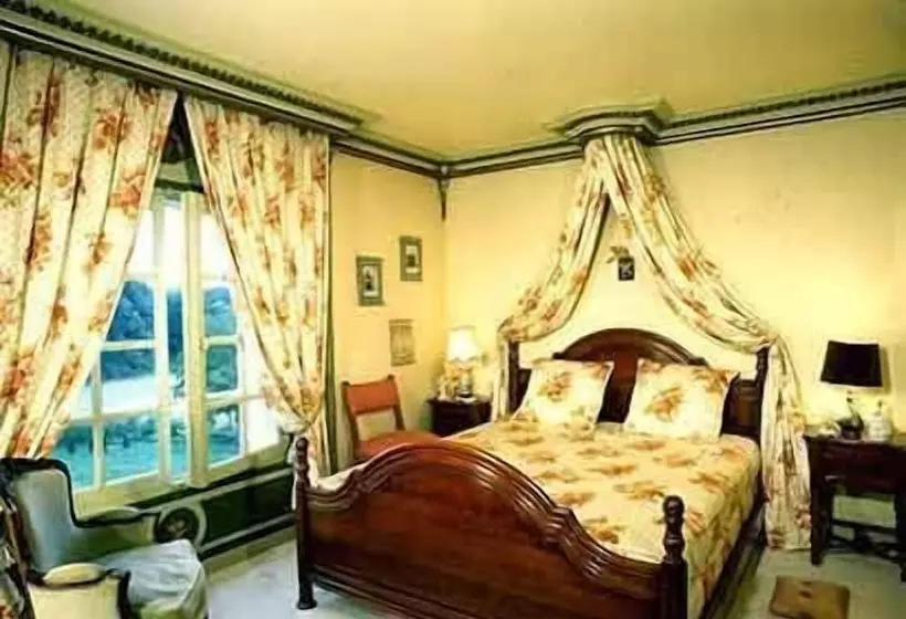 酒店 Le Petit Manoir Des Bruyeres