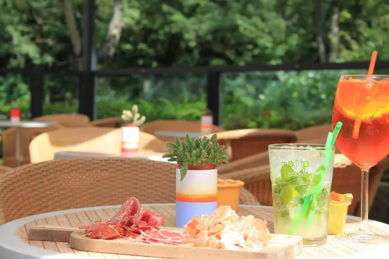 호텔 Le Regina Hôtel Restaurant