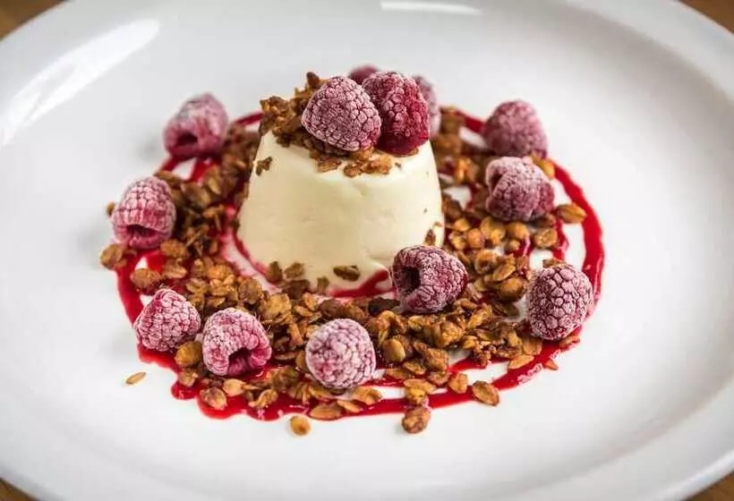 Hotel Number Four At Stow