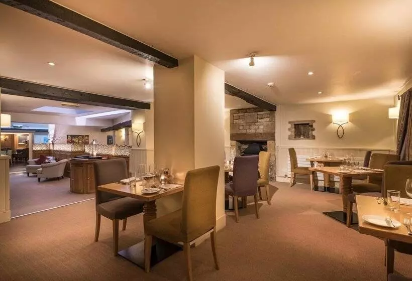 Hotel Number Four At Stow