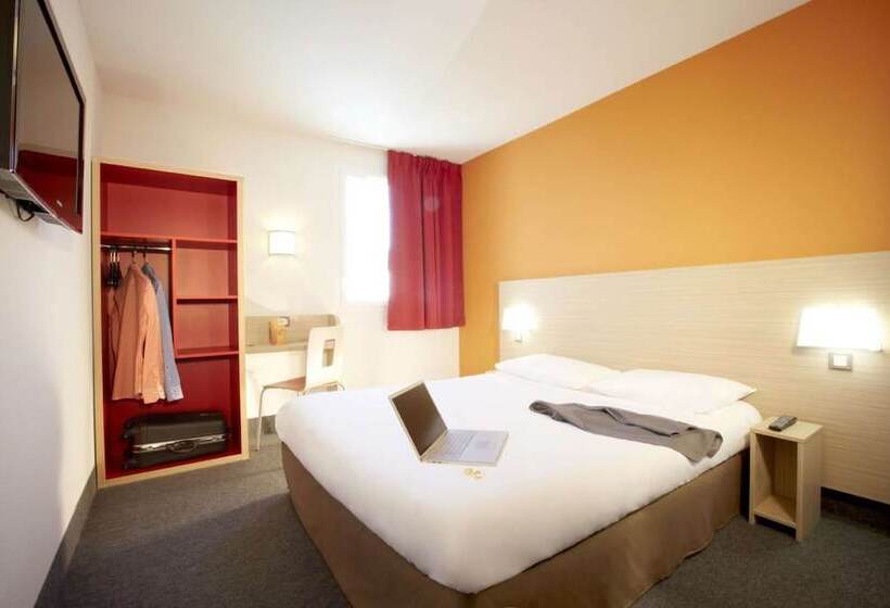 בית מלון כפרי Premiere Classe Istres