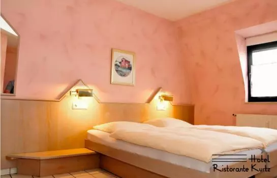 هتل Ristorante Kurtz