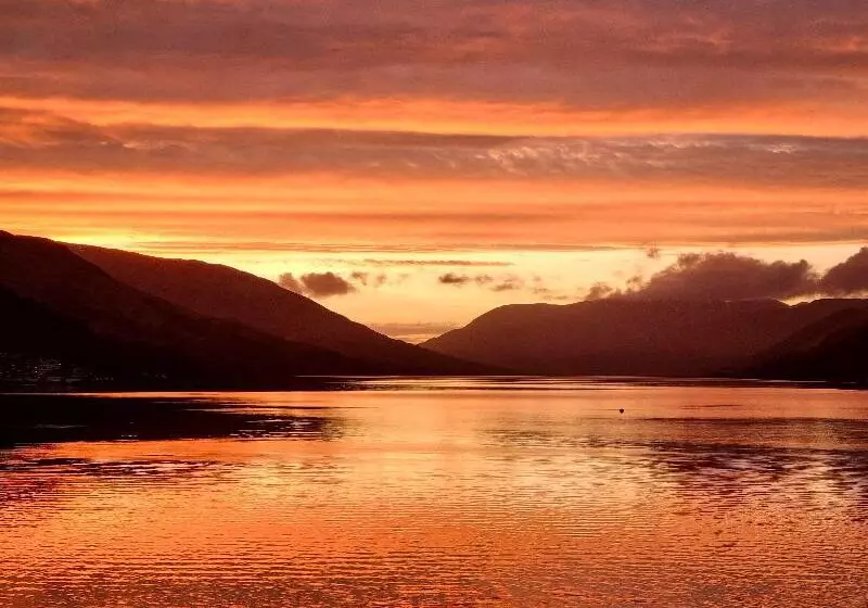 בית מלון כפרי The Four Seasons