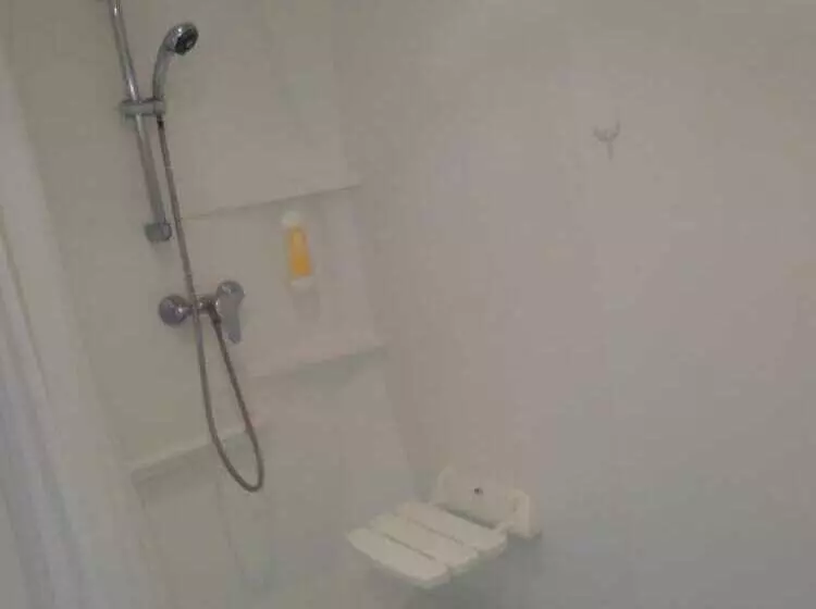 هتل The Originals Access, Hôtel Saintflour