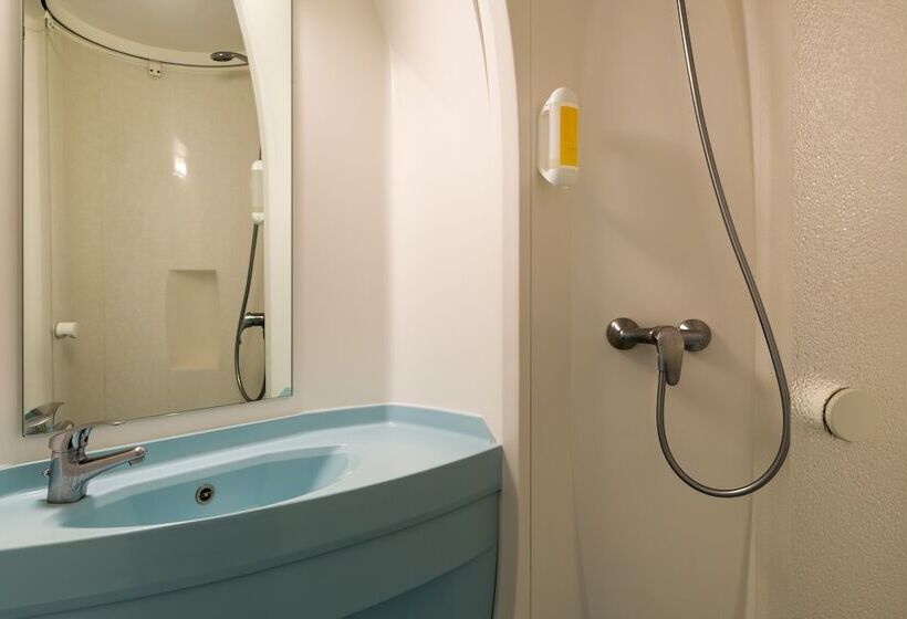 فندق The Originals Access, Hôtel Saintflour