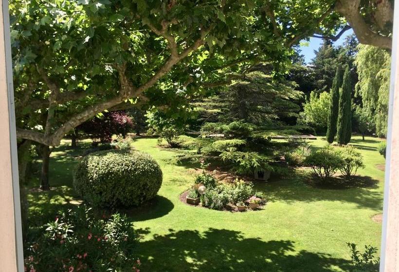 هتل Villa Mas St Jean