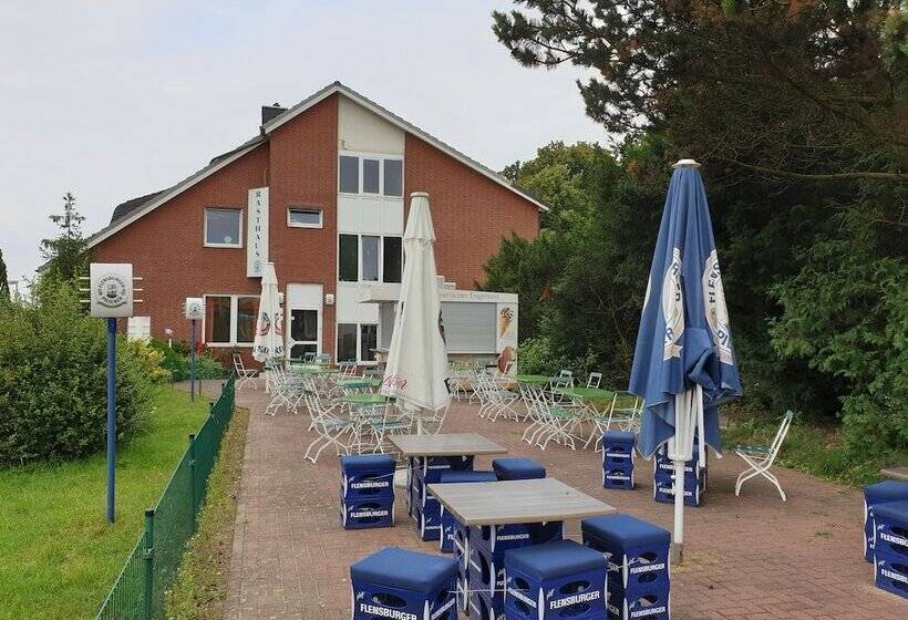 Rasthaus Hotel Schackendorf