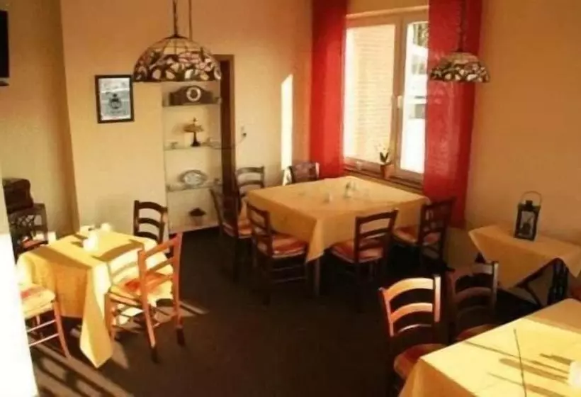 Rasthaus Hotel Schackendorf