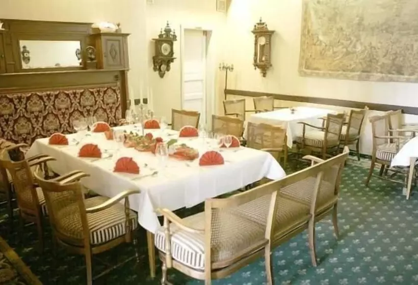 Rasthaus Hotel Schackendorf