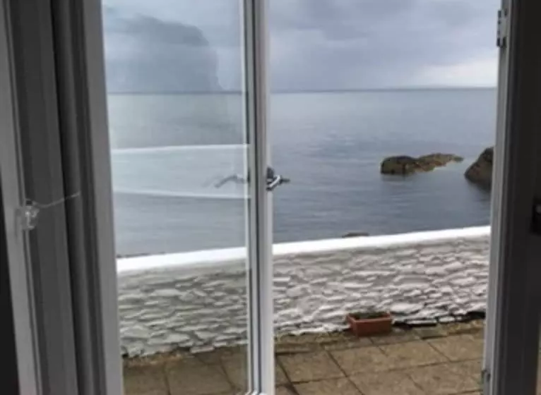 Beautiful Sea View Apartment