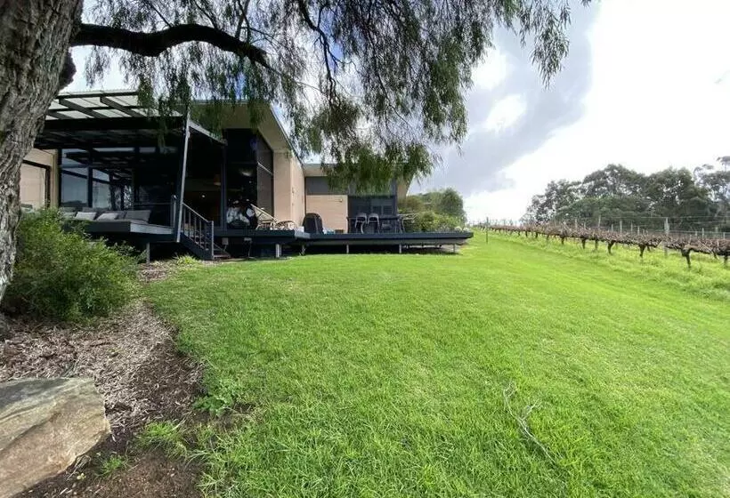 Cinque Stelle · Spacious Villa Private Bushland