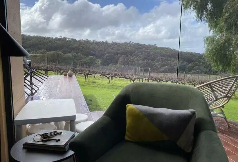 Cinque Stelle · Spacious Villa Private Bushland