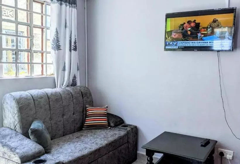 Nubian Palm Staycation Studio