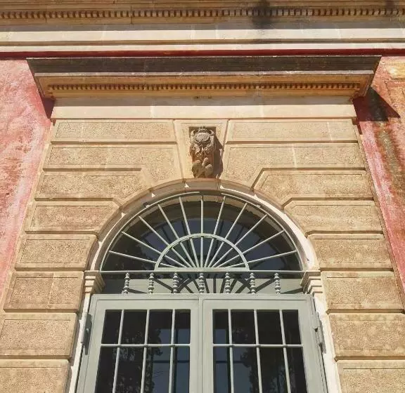 Antique Villa, Casa Rosa   3 Bed, 2 Bath With Pool