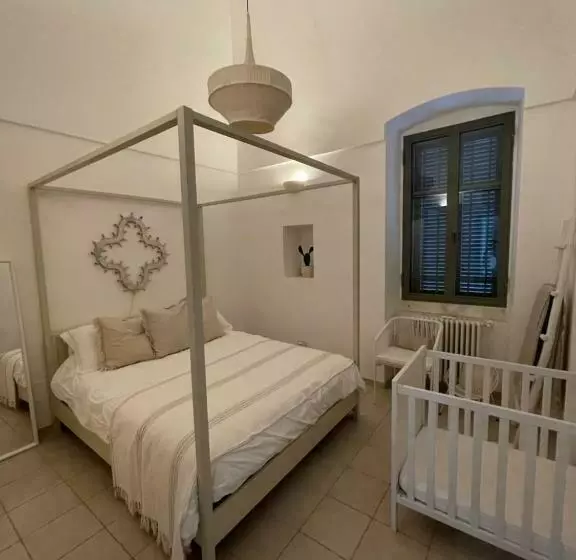 Antique Villa, Casa Rosa   3 Bed, 2 Bath With Pool