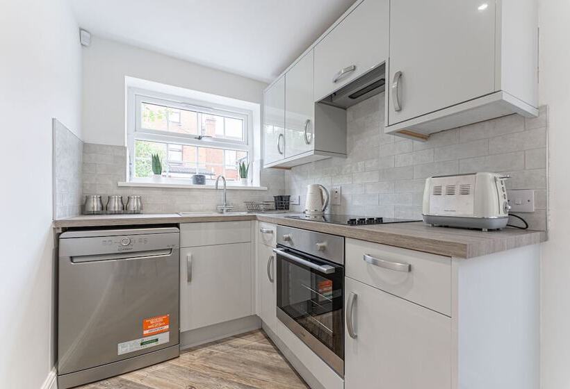 Tanna Estates   George Street House