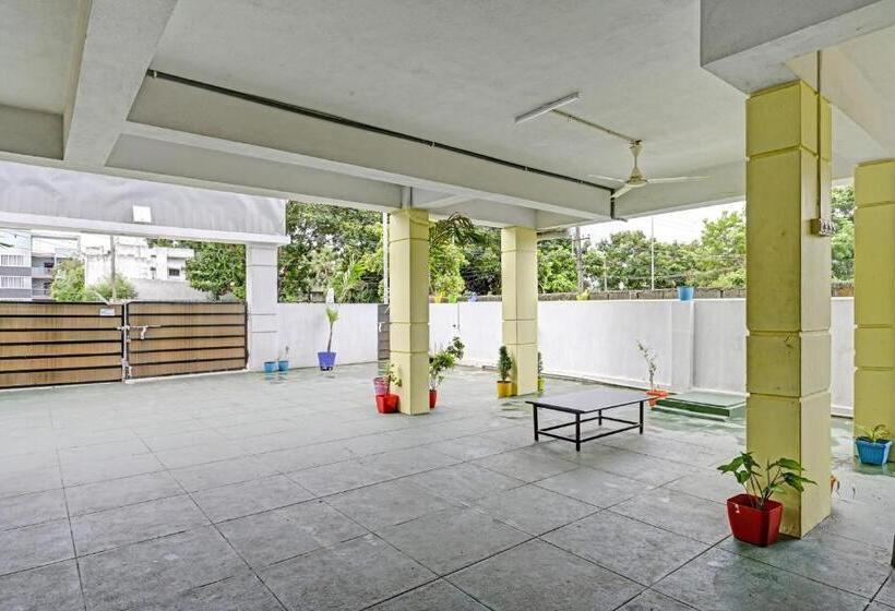 هتل O Coastal Inn Luxury Service Apartments