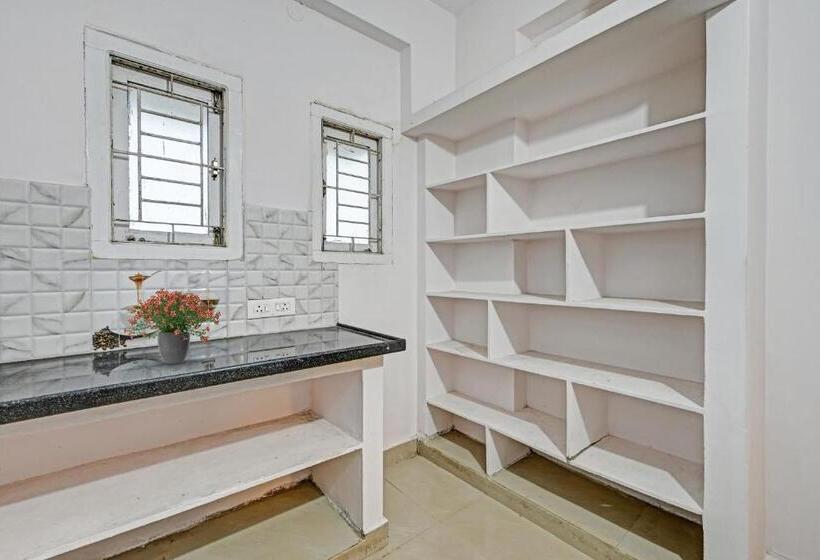 هتل O Coastal Inn Luxury Service Apartments