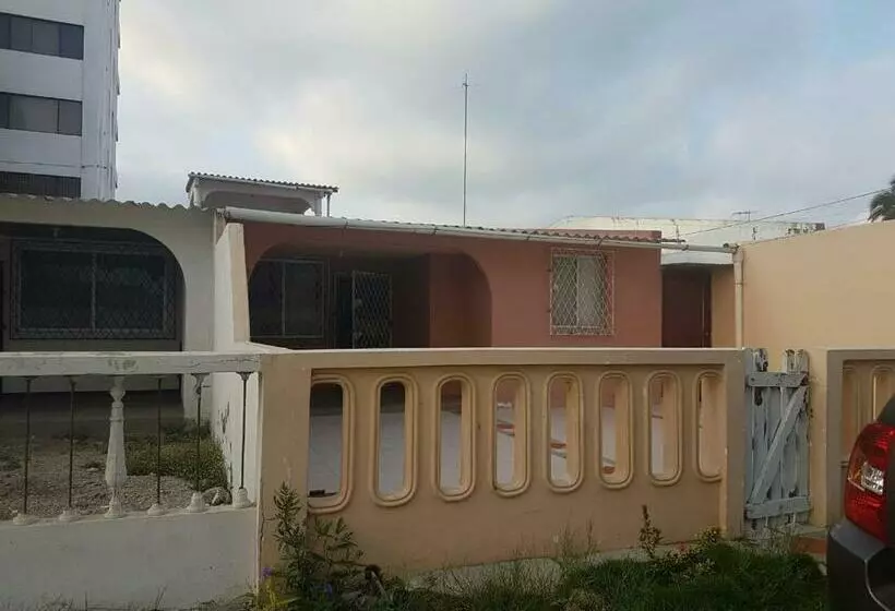 Puerto Lucía   Salinas Beach