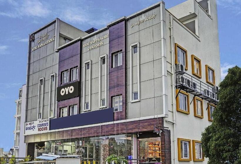 호텔 Collection O Sri Sapthagiri Near Phoenix Marketcity