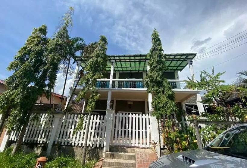 ペンション Ban Channuane