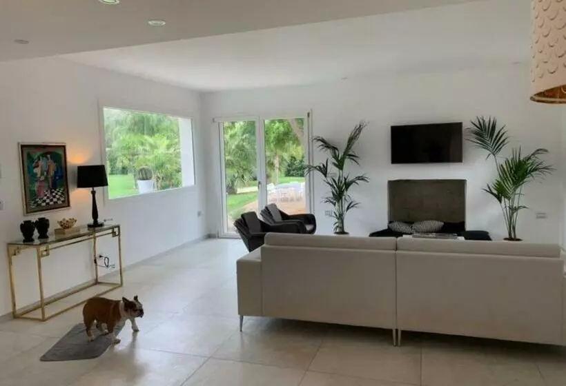 Villa Luxury Con Piscina