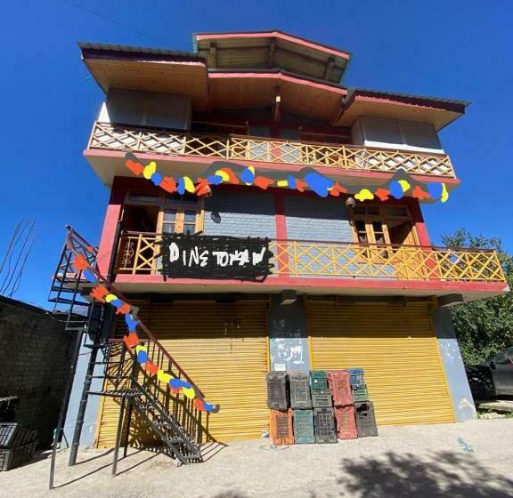 민박 Pine Tower Inn