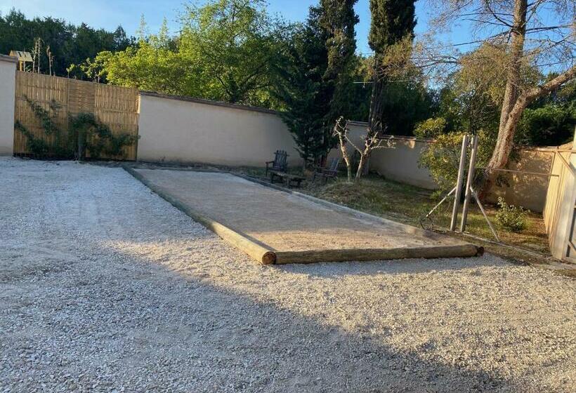 Les Célestins   Villa En Provence