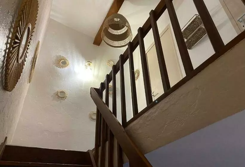 Agréable Maison De Ville Au Coeur D Eyragues