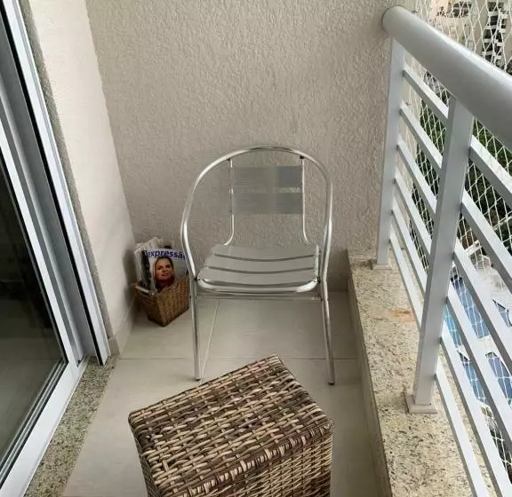 Apartamento Alto Padrão / Prédio Com Piscina E Quadra