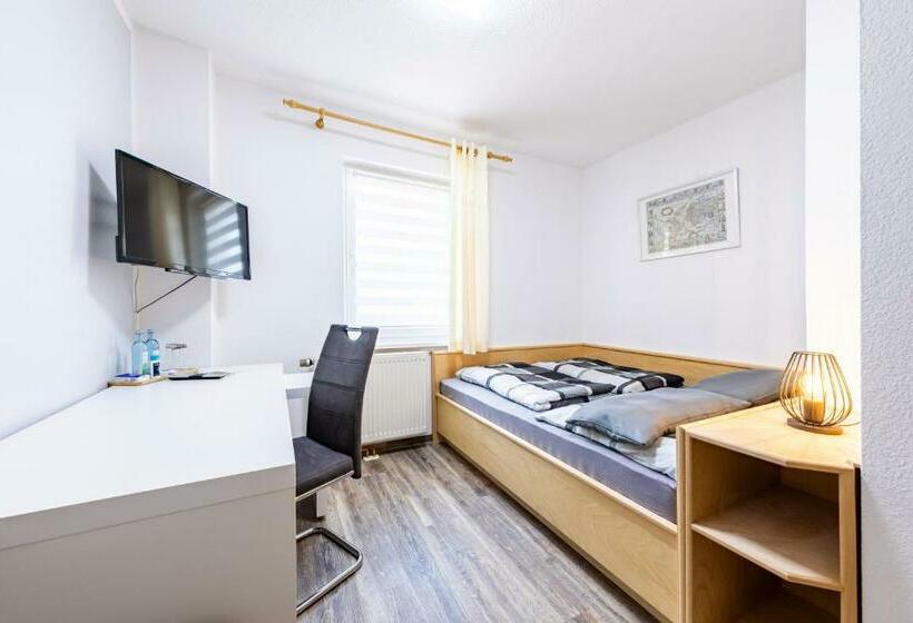 Pension & Gaststätte Zur Salzgrube