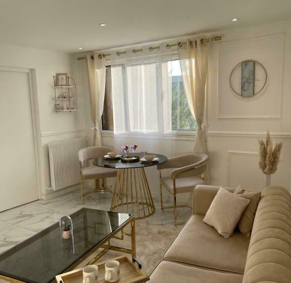 T2 Cocooning à 5minutes De La Gare Du Raincy